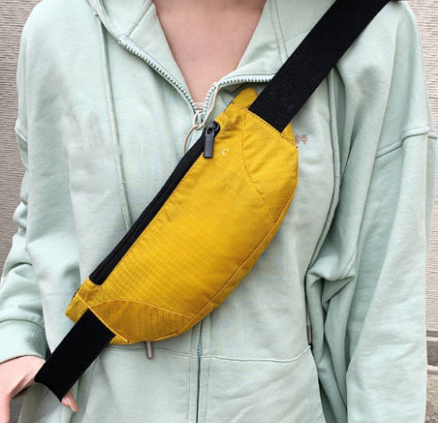 Outdoor Lightweight Cylindrical Waist Bag